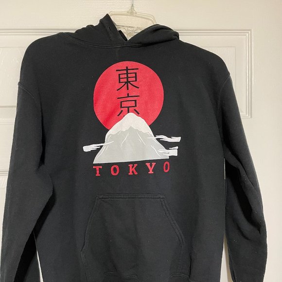 Kanji Tokyo Japan Red Sun Fuji Mountain Black Hoodie Graphic - Artist Union S - Picture 1 of 2